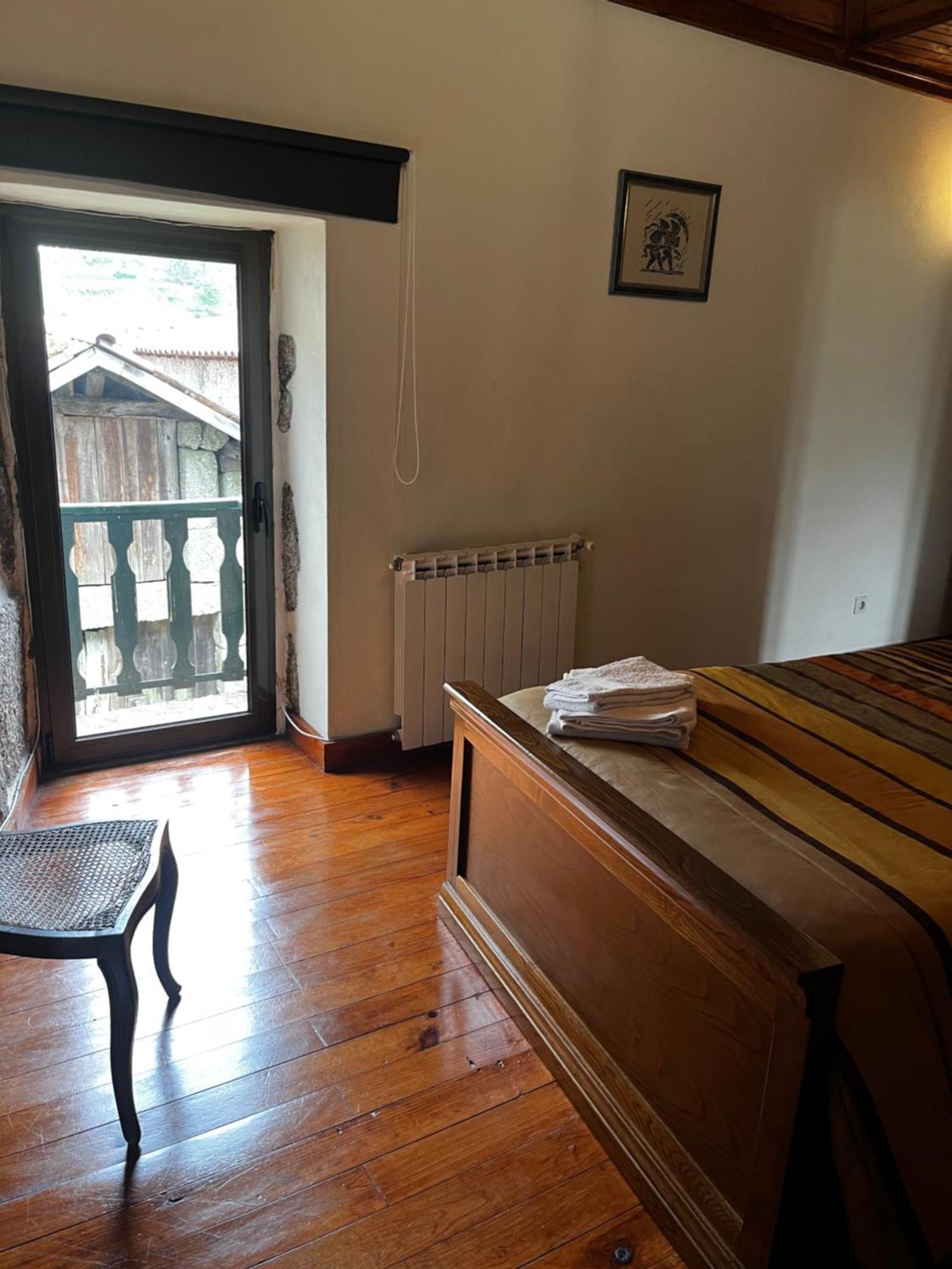 Casa Padre Alexandre Guest House Covide Екстериор снимка