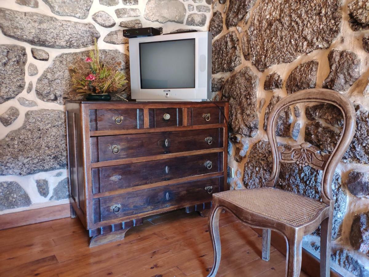 Casa Padre Alexandre Guest House Covide Екстериор снимка